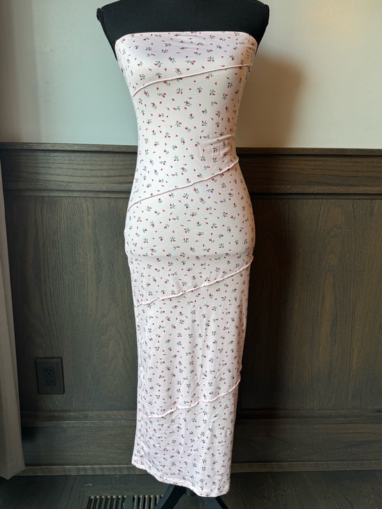 Milumia Dresses & Skirts - Milumia Strapless Pink Floral Midi bodycon Dress NWT Small